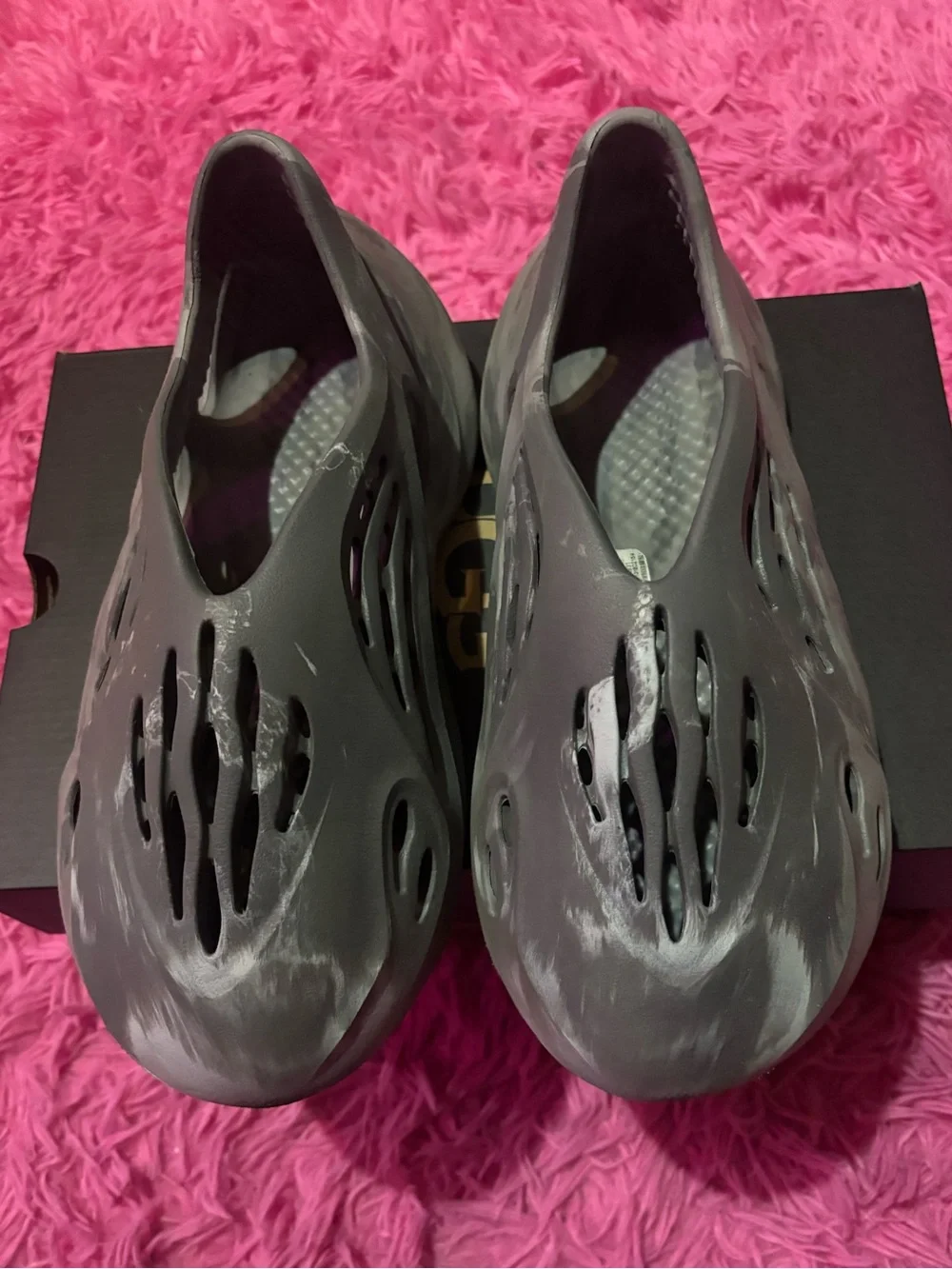 Adidas Yeezy Foam RNR/ Men Size 7